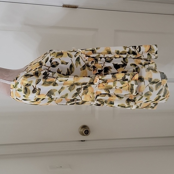 Mishca Size S Lemon / Citrus Babydoll Style Blouse, Sheer, Bell Sleeve, EUC - Picture 6 of 12